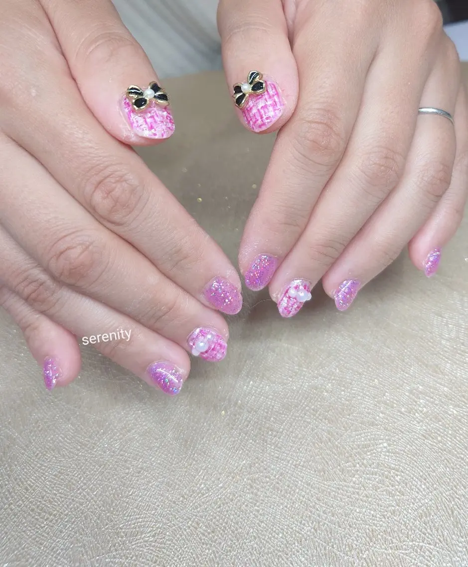 ネイル ラメ(グリッター) リボン ツイードネイル nail  serenityのネイルデザイン