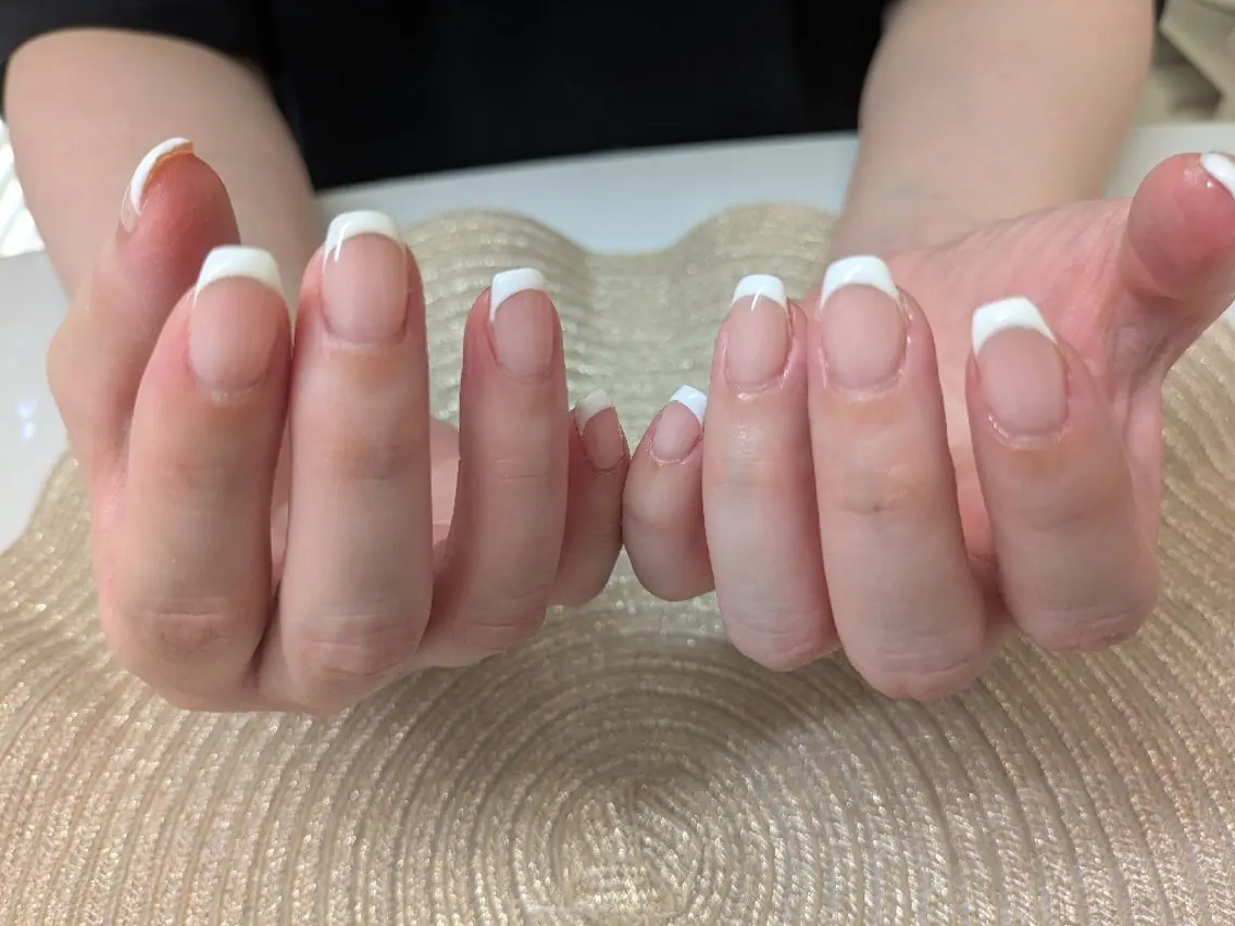白フレンチ、オフなし（カラー変更不可）の写真