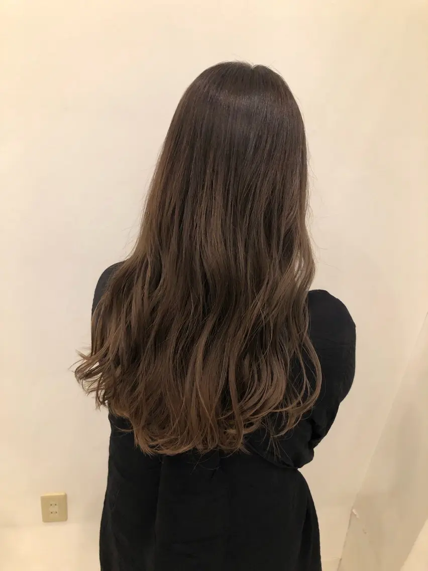 ロング ヘアカラー トリートメント VANCOUNCIL 宇美町美容室岡川結奈のヘアスタイル