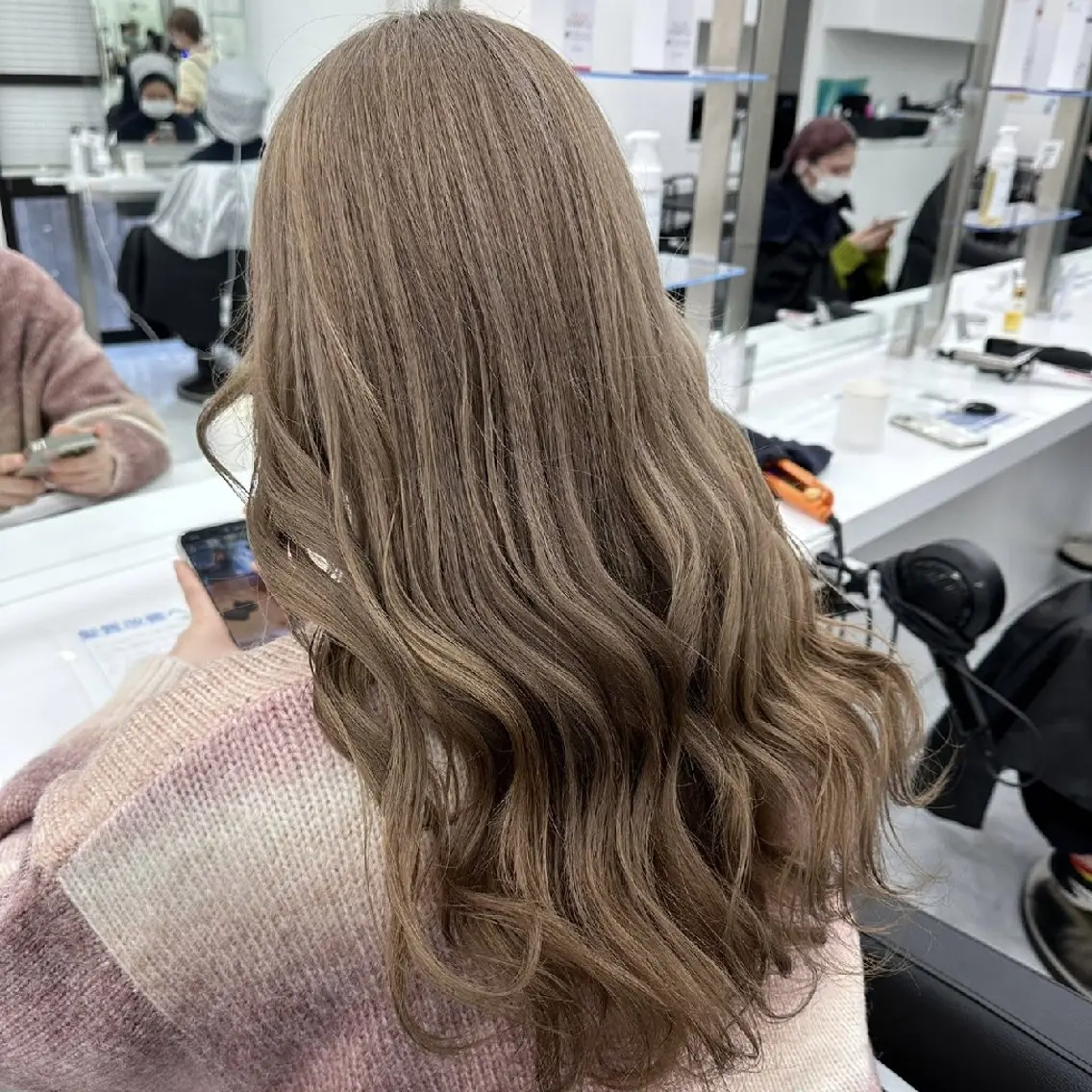 セミロング ヘアアレンジ カラー ヘアカラー トリートメント ヘッドスパ ヘアセット 🪞【公式】表参道 🪞knot🪞のヘアスタイル