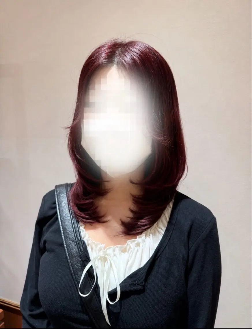 ミディアム 川島 愛莉のヘアスタイル