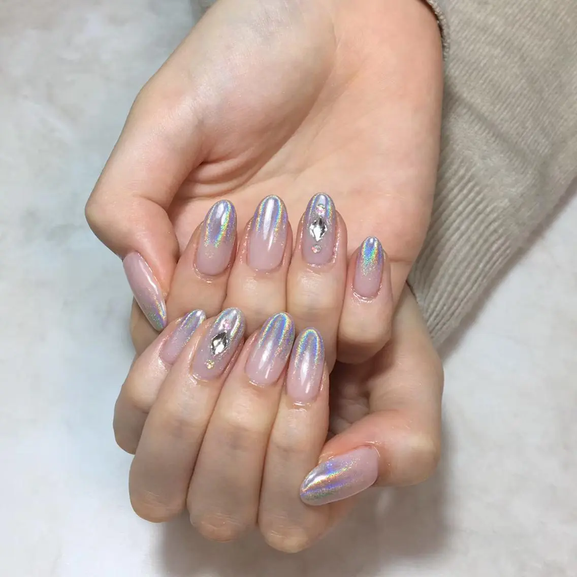 ネイル ストーンネイル ハンドネイル shiro ハルカのネイルデザイン