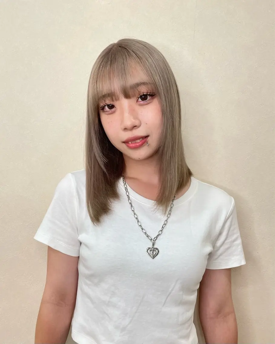 ミディアム カラー ベージュカラー ブリーチ ケアブリーチ グレージュ ハイトーンカラー 似合わせ/美髪カラー /カンナのヘアスタイル