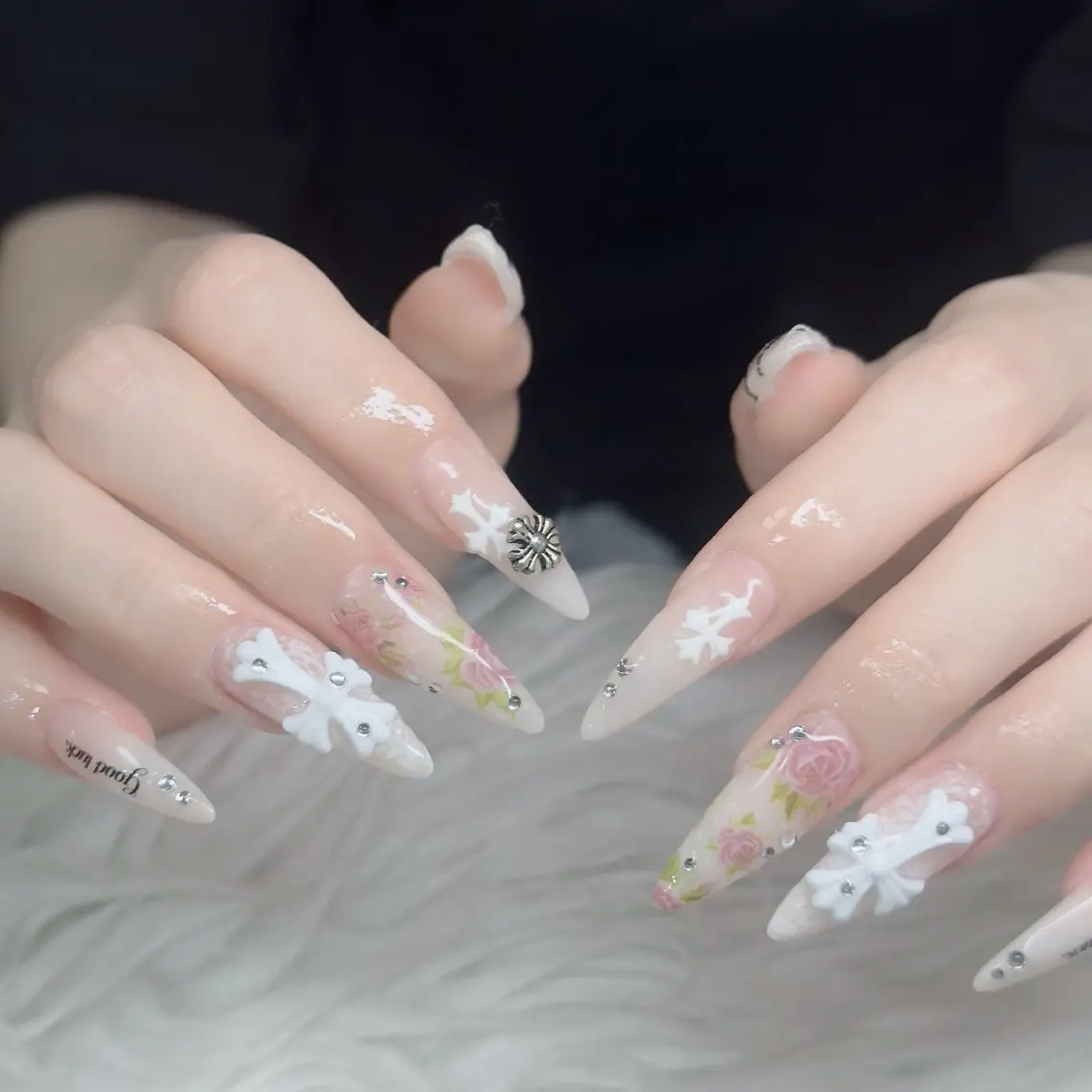 ネイル フットネイル フレンチネイル グラデーション 韓国ネイル ロングネイル ハンドネイル Hani Nail Salonのネイルデザイン