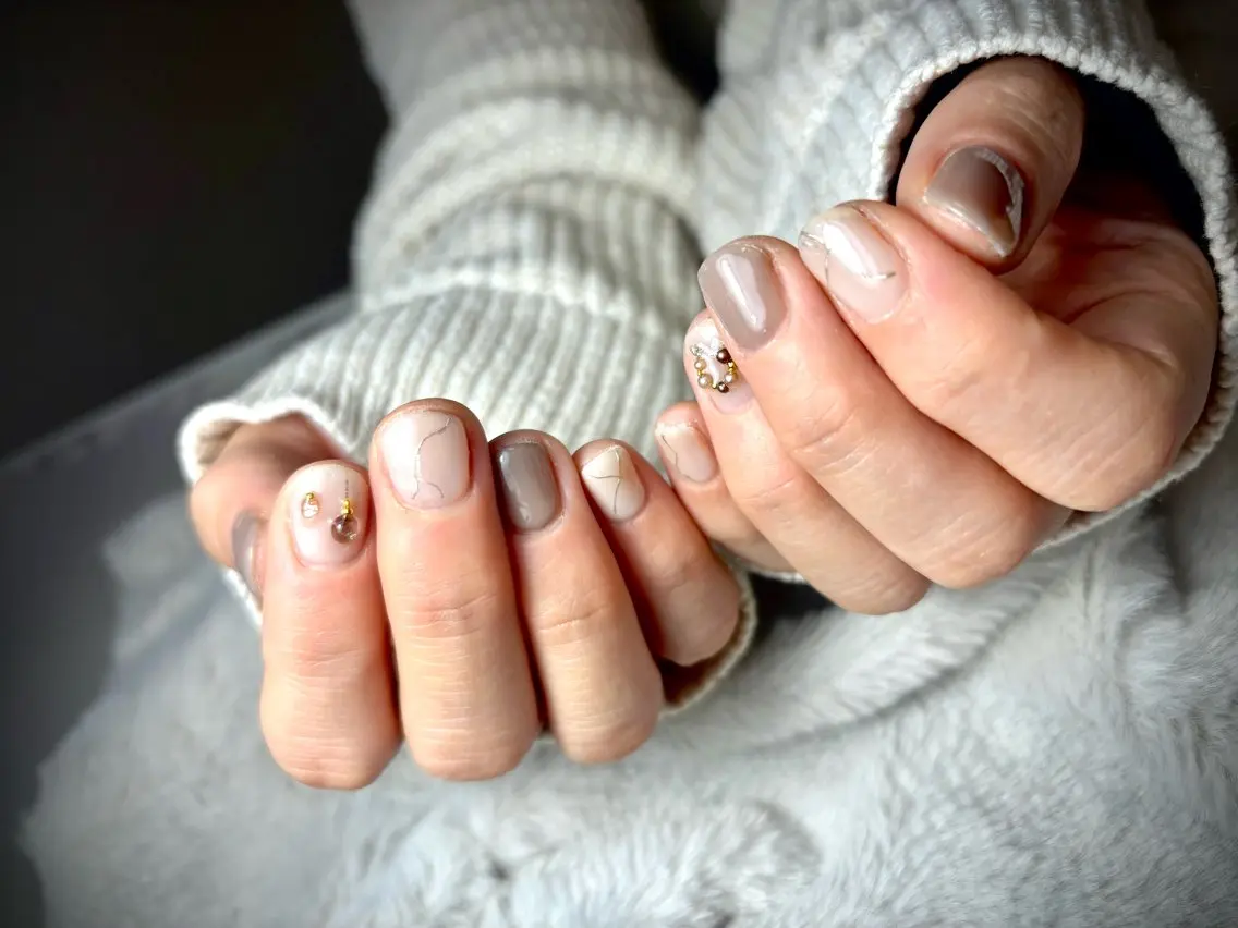 ネイル ホワイト 冬ネイル クリスマス marie merのネイルデザイン