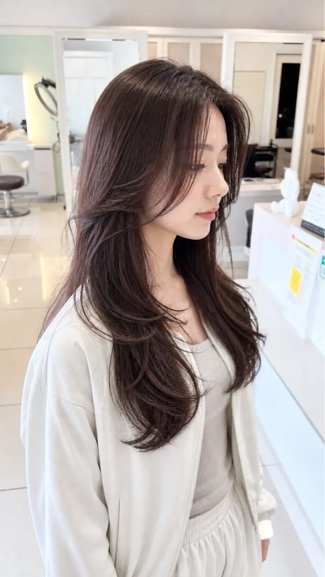 ロング カラー カット ヘアカラー トリートメント 金子 直樹のヘアスタイル