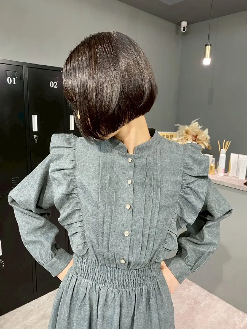 ショート S. Hitomiのヘアスタイル