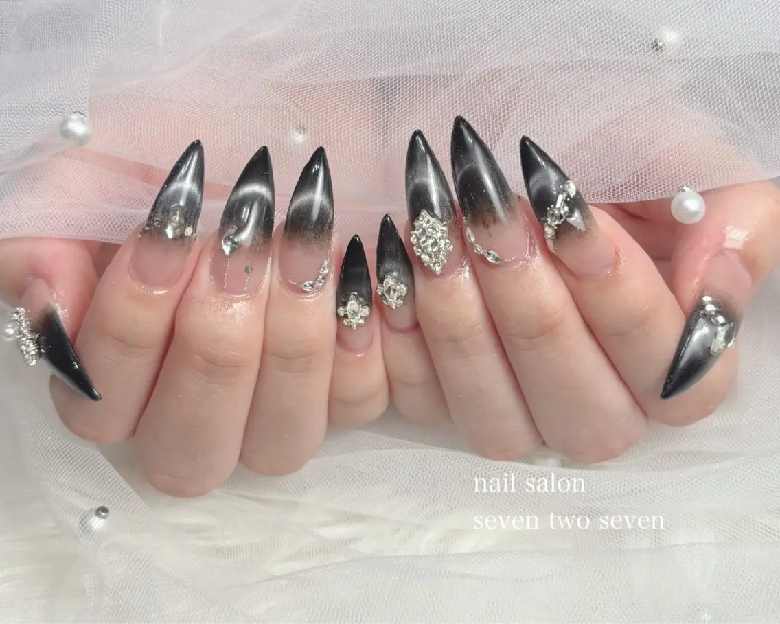 ネイル ハンドネイル 727 nailのネイルデザイン
