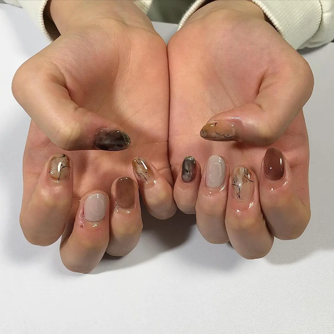 ネイル ハンドネイル émus nail Mamiのネイルデザイン