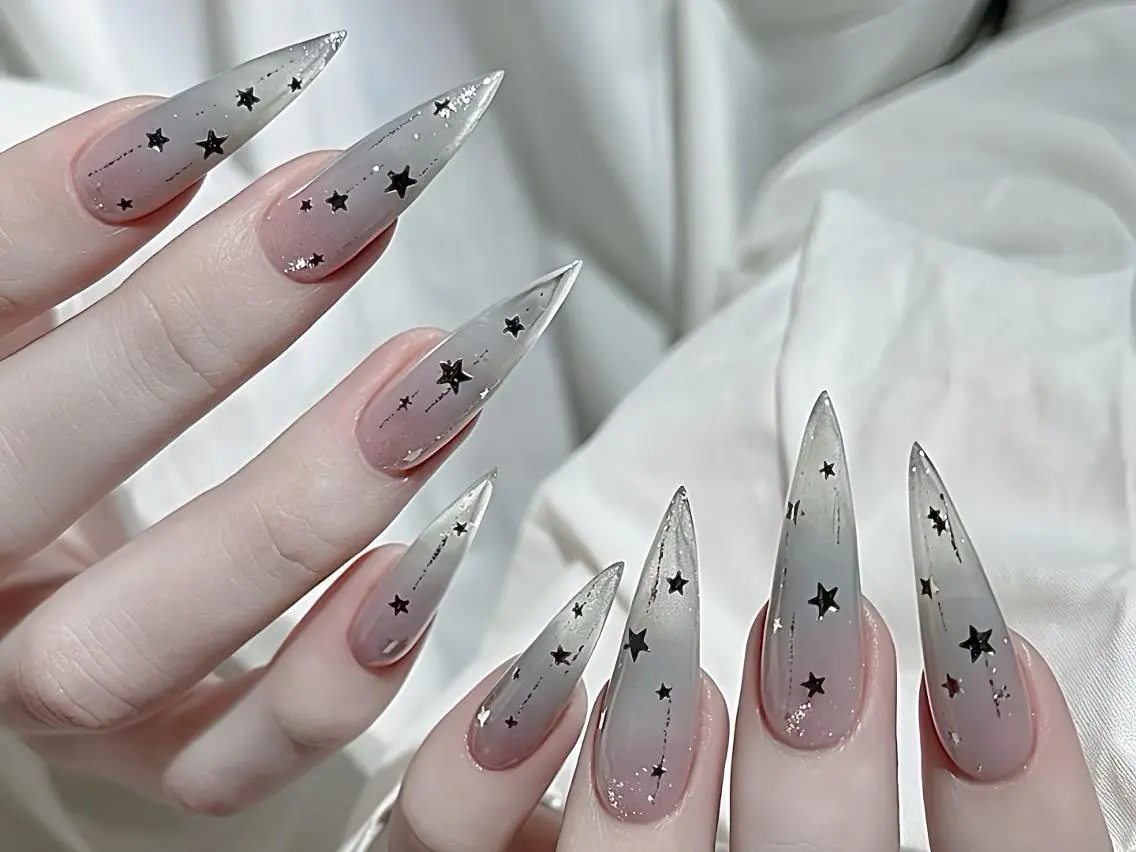ネイル メンズ メンズ韓国風 オーロラネイル チークネイル 長さ出し フレンチネイル ハンドネイル ハンドケア 🦋new Nail🦋ニノのネイルデザイン