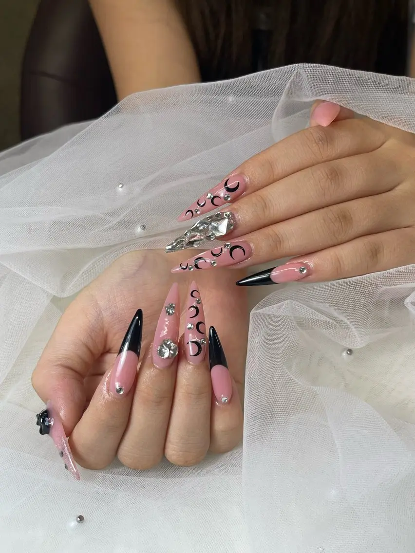 ネイル ハンドネイル NiJi Nailsのネイルデザイン