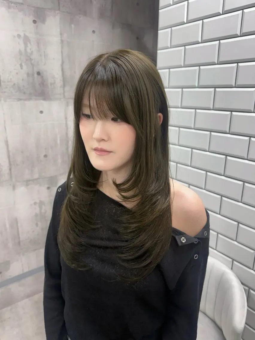 ロング カット ヘアカラー トリートメント ayano /レイヤー/艶カラーのヘアスタイル