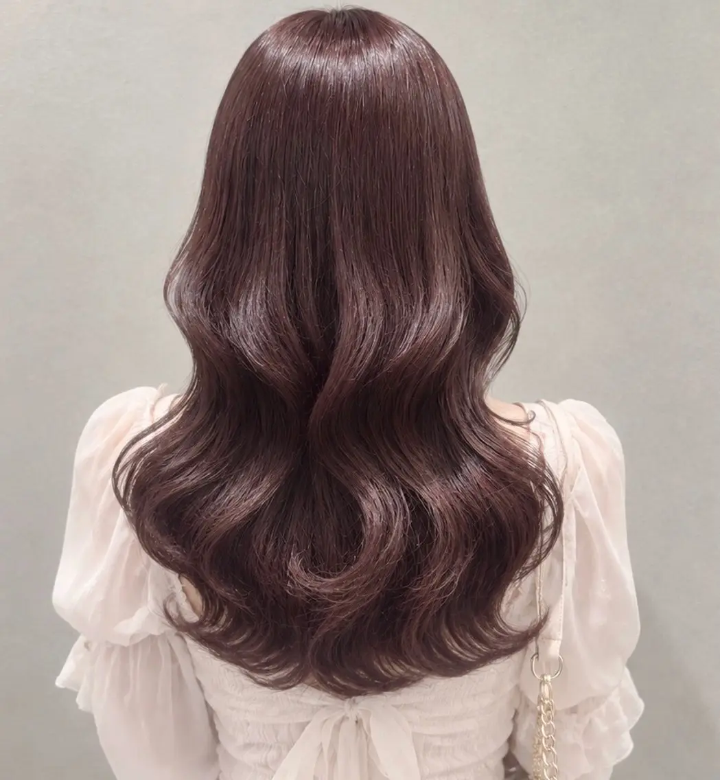 ロング カラー ブラウンカラー ラベンダーカラー ヘアカラー トリートメント girly上品ヘア 🎀/ベージュikuのヘアスタイル