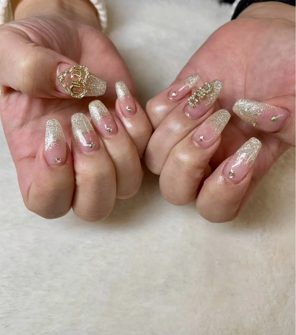 ネイル グラデーション キラキラネイル ラメ(グリッター) ラメグラデーション ハンドネイル ハンドケア 心斎橋Salon Epokkuのネイルデザイン
