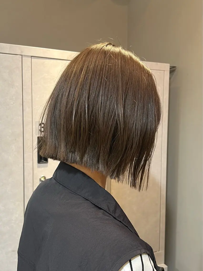 ショート カラー 切りっぱなしボブ ボブ 神戸ボブ✂️ ioe三宮/田 伸佳のヘアスタイル