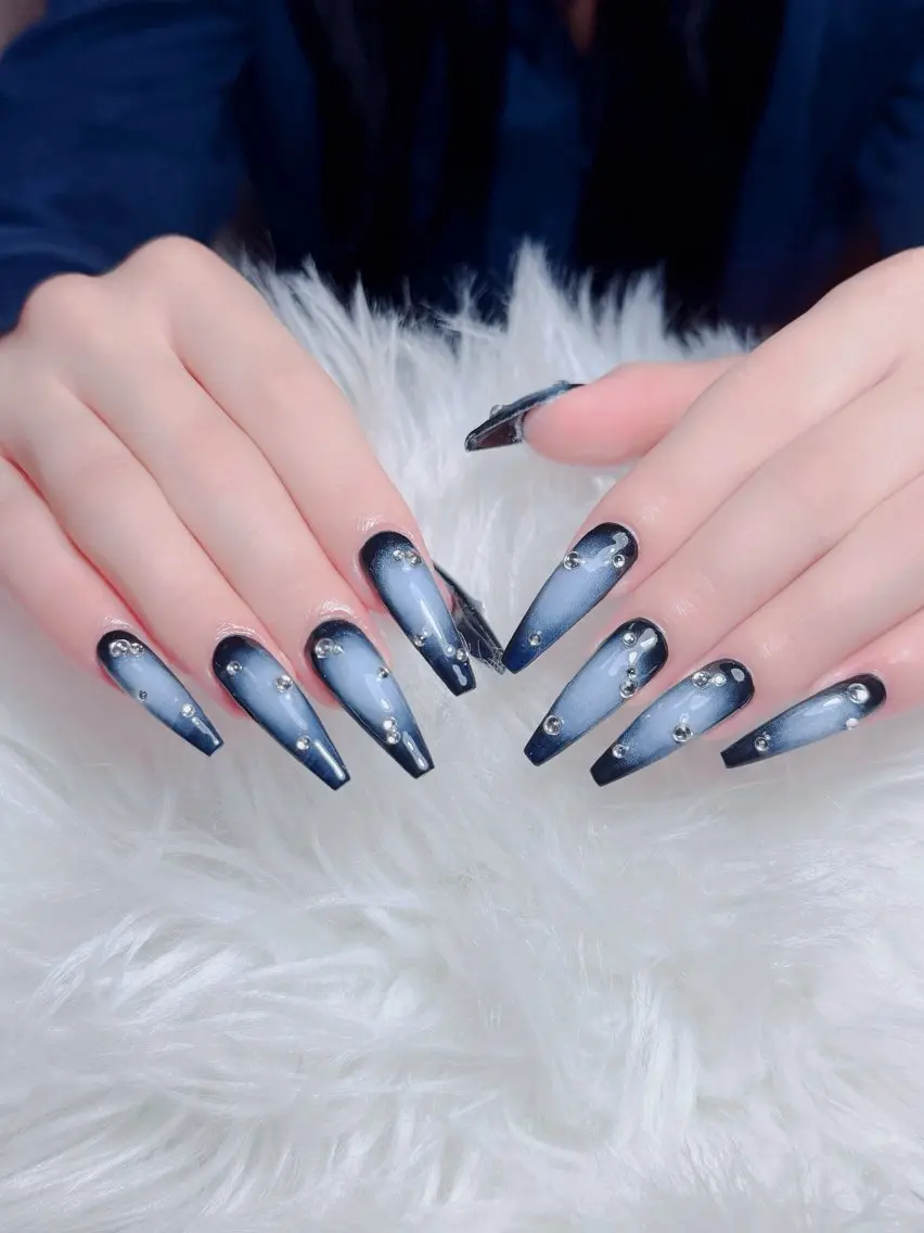 ネイル チークネイル 長さ出し フラッシュネイル フレンチネイル グラデーション ハンドネイル Lenie Nail Salonのネイルデザイン