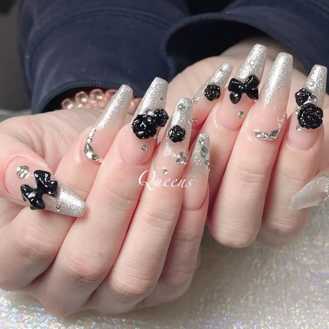 ネイル ハンドネイル Queens ひなのネイルデザイン