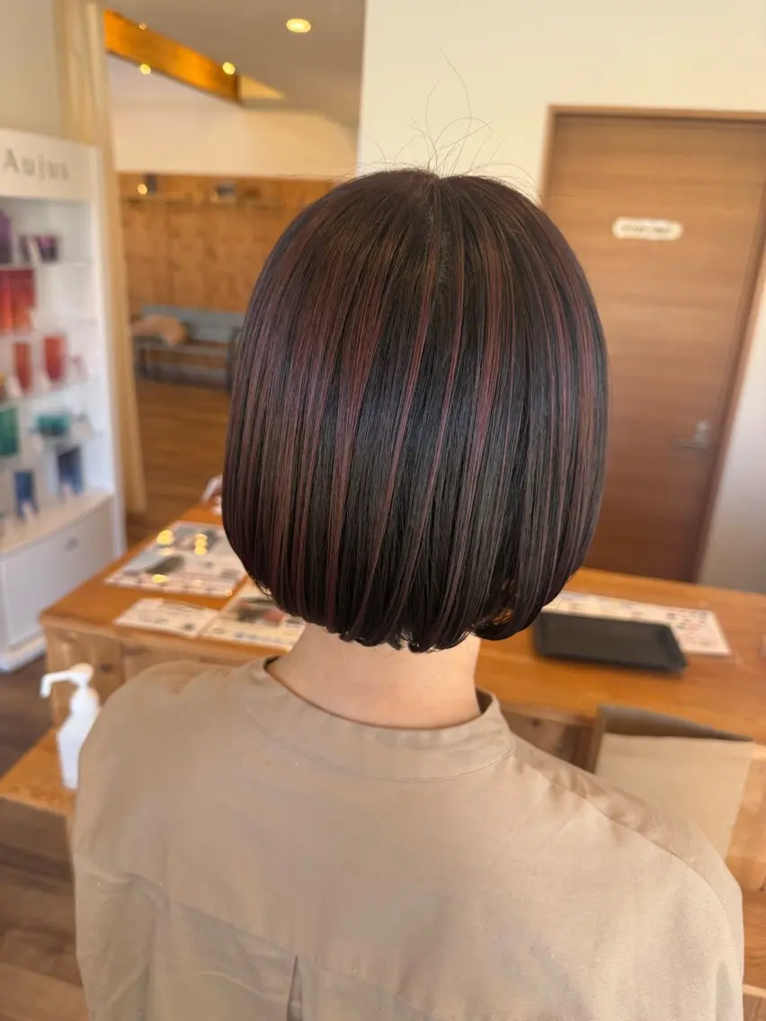 カラー ブリーチ ブリーチなしカラー ヘアカラー タガミ リンカのヘアスタイル