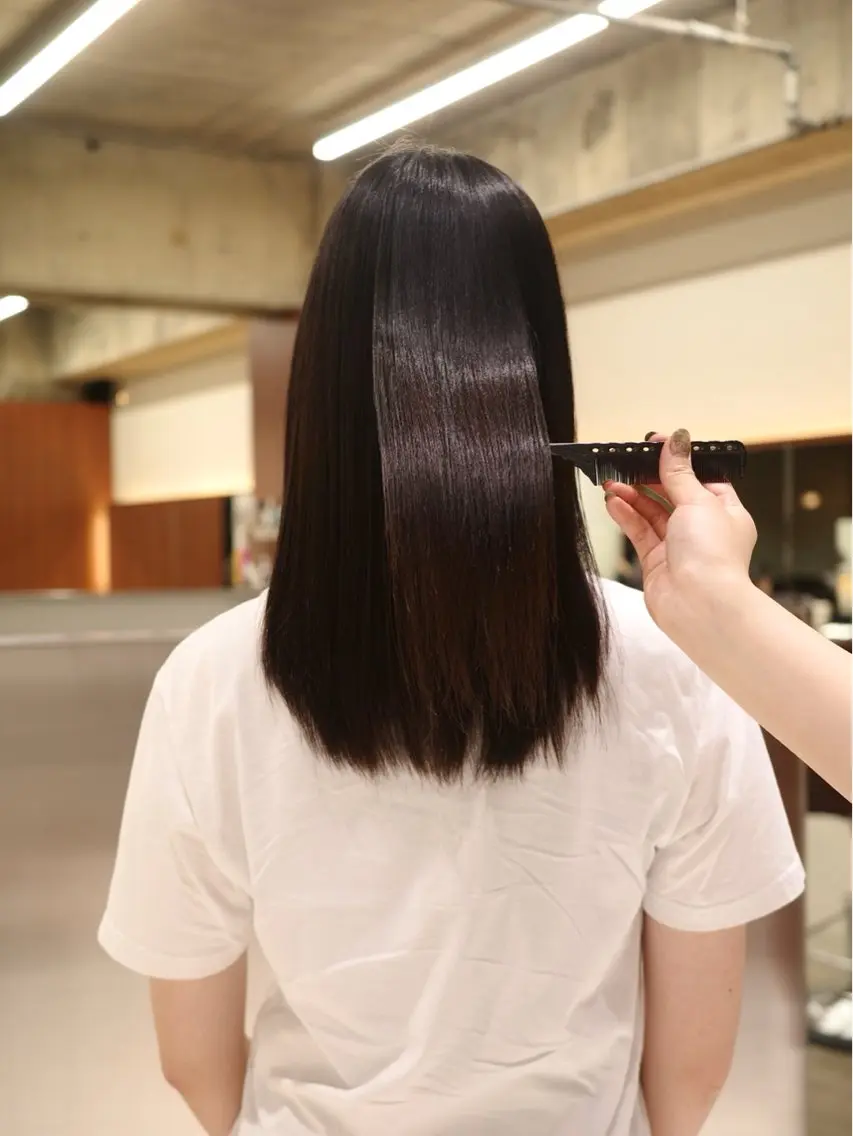 ロング 縮毛矯正 トリートメント (h)wim natsuのヘアスタイル