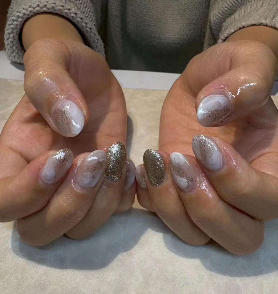 ネイル アートネイル フラッシュネイル 韓国ネイル マグネットネイル 持ち込み Allma Nailのネイルデザイン