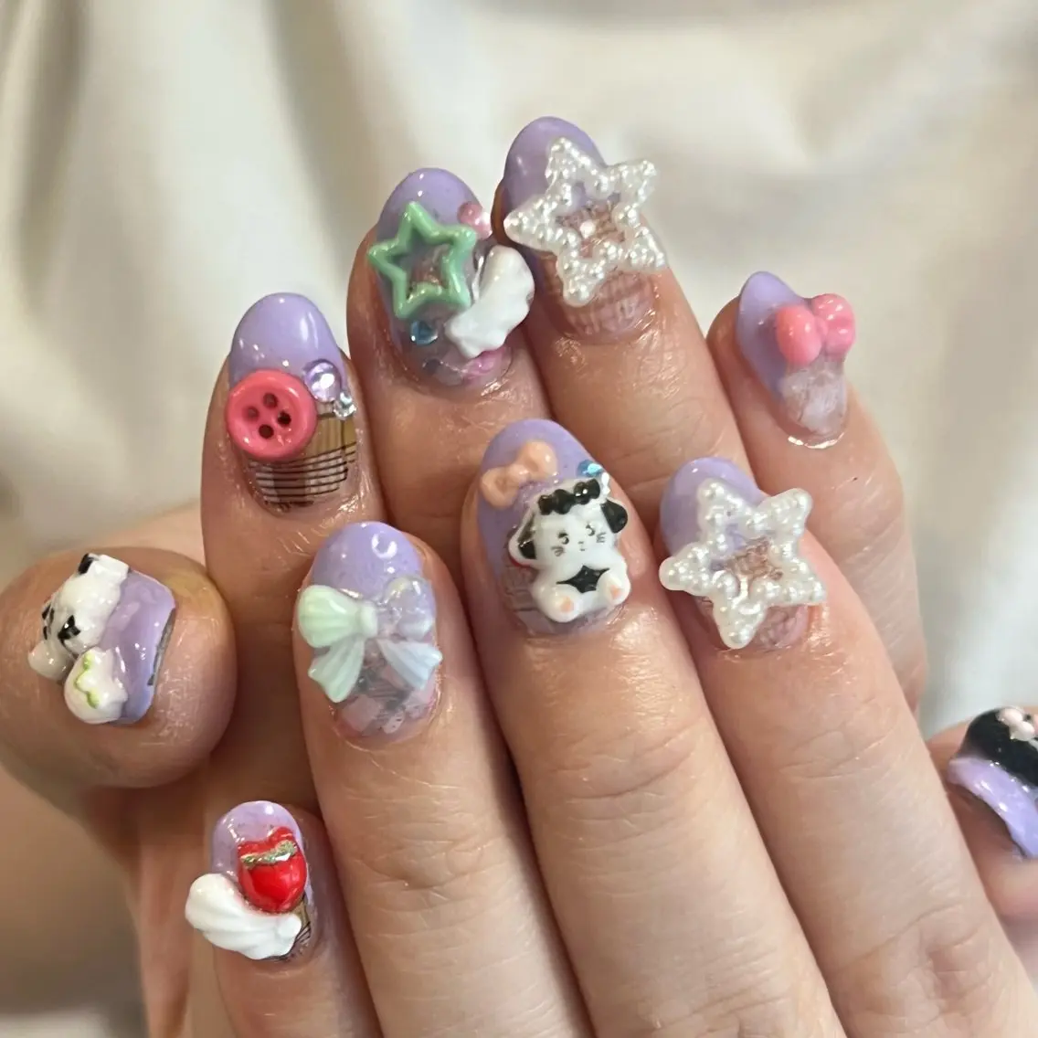 ネイル ハンドネイル Hata nail 🎀個性派ニュアンスのネイルデザイン