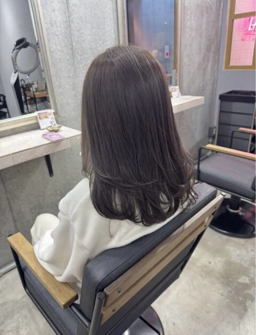 セミロング カラー ヘアカラー 白髪染めモデル 募集🤍ྀི麗央のヘアスタイル