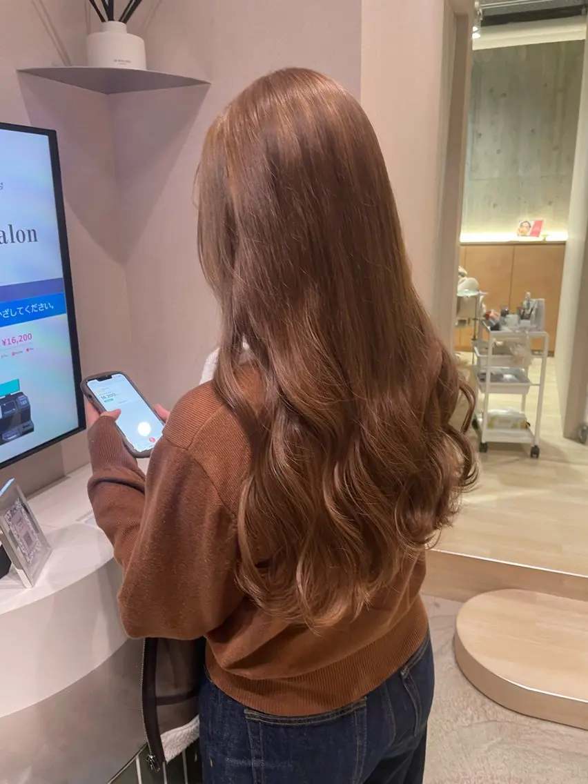 カラー ベージュカラー ダブルカラー イルミナカラー emusalon Rinaのヘアスタイル