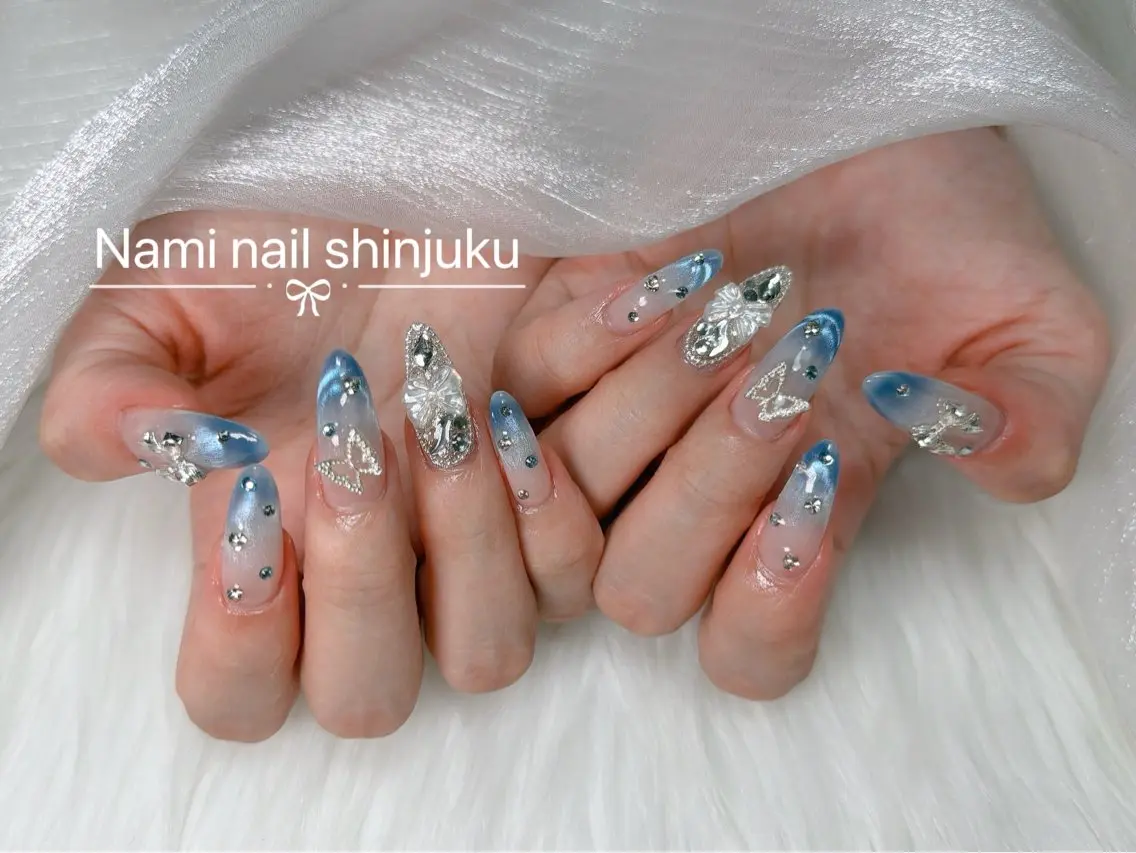 ネイル 長さ出し ガーリー 韓国ネイル ロングネイル 持ち込み ハンドネイル Nami nail salonのネイルデザイン