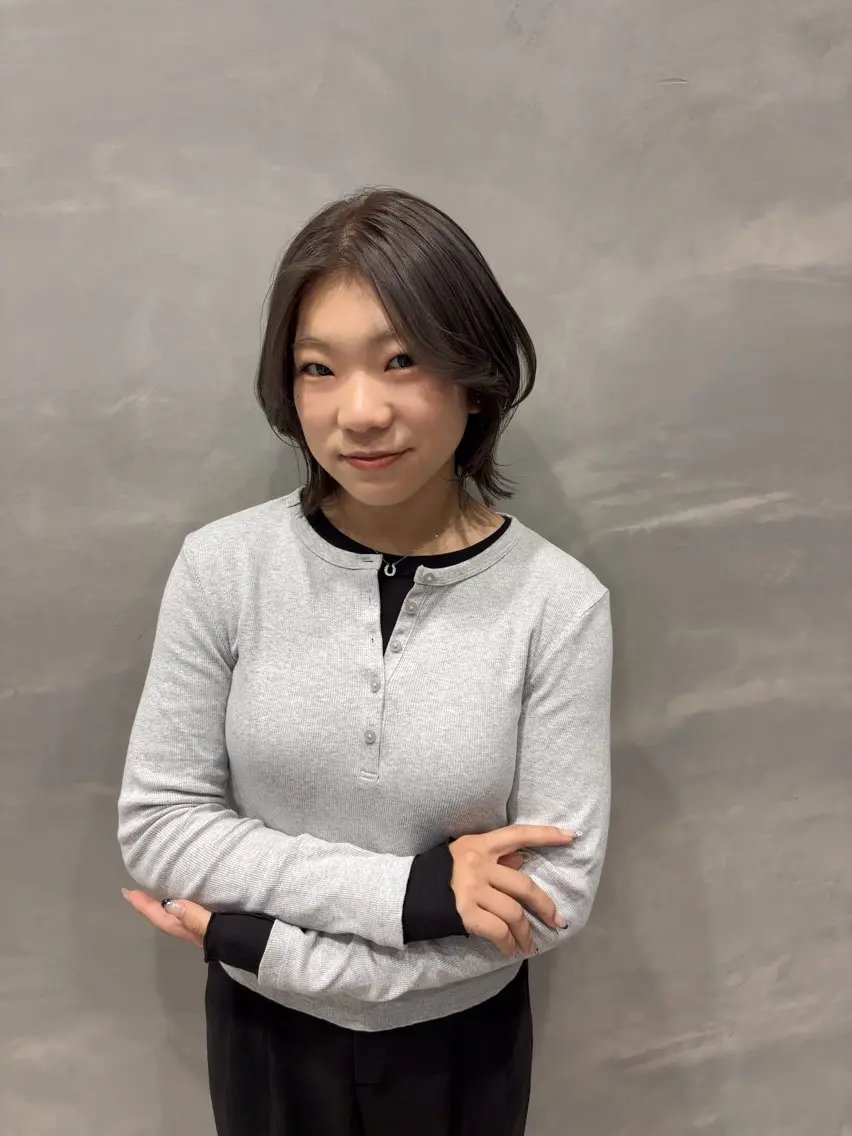 ショート くびれヘア カット ヘアカラー トリートメント "今"だけでない美髪 KOTOMIのヘアスタイル