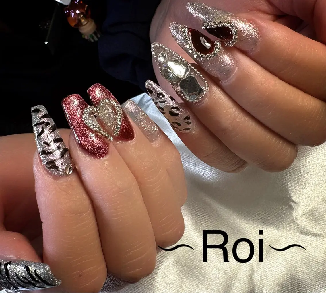 ネイル 長さ出し 持ち込み ハンドネイル ネイルサロン Roiのネイルデザイン