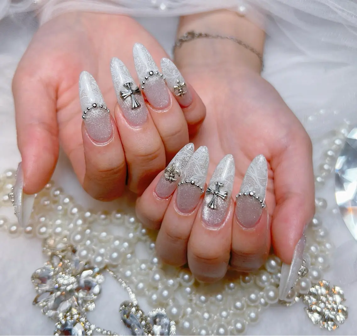 ネイル アートネイル オーロラネイル チークネイル 長さ出し フットネイル Miya _nailのネイルデザイン