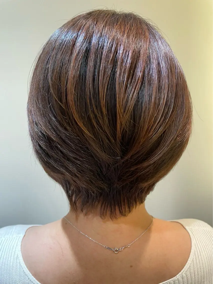カラー 岩﨑 心那のヘアスタイル