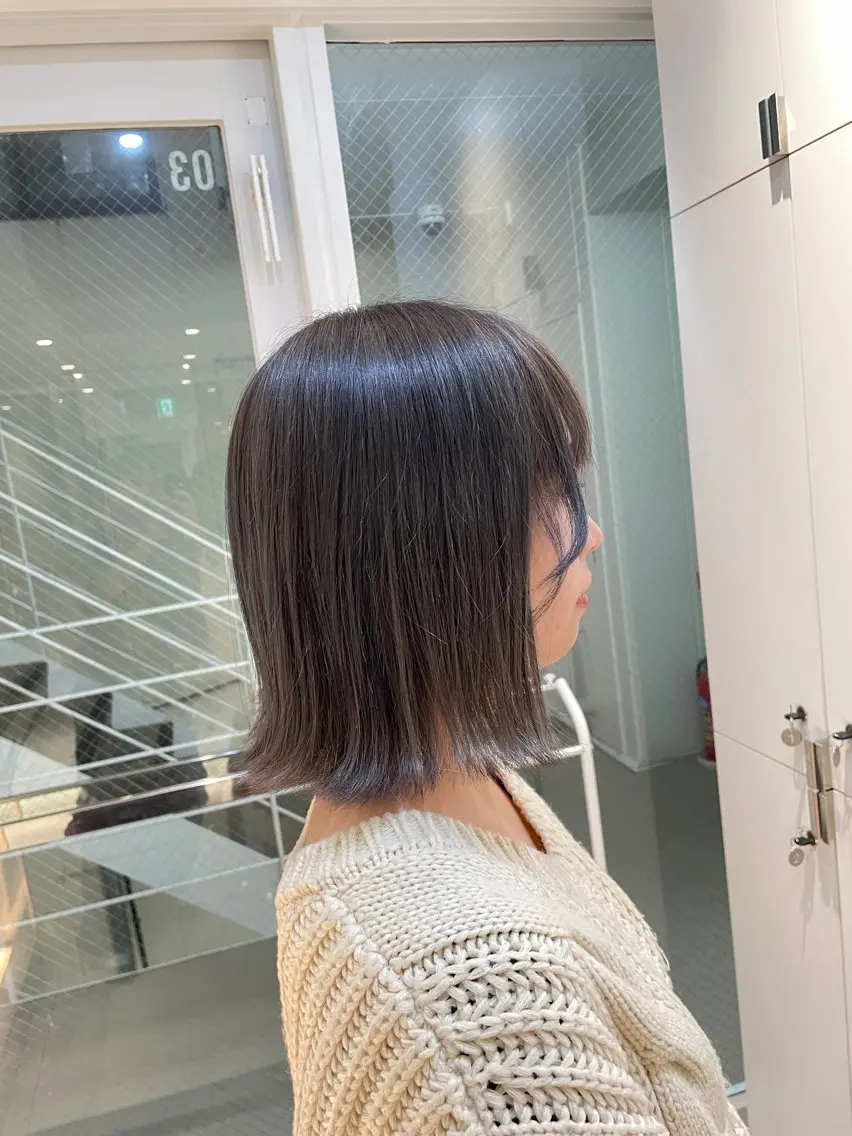 ショート カラー ヘアアレンジ グレージュ ヘアカラー トリートメント ヘッドスパ ヘアセット 艶カラー✨縮毛矯正✨ 翁長孝輔のヘアスタイル