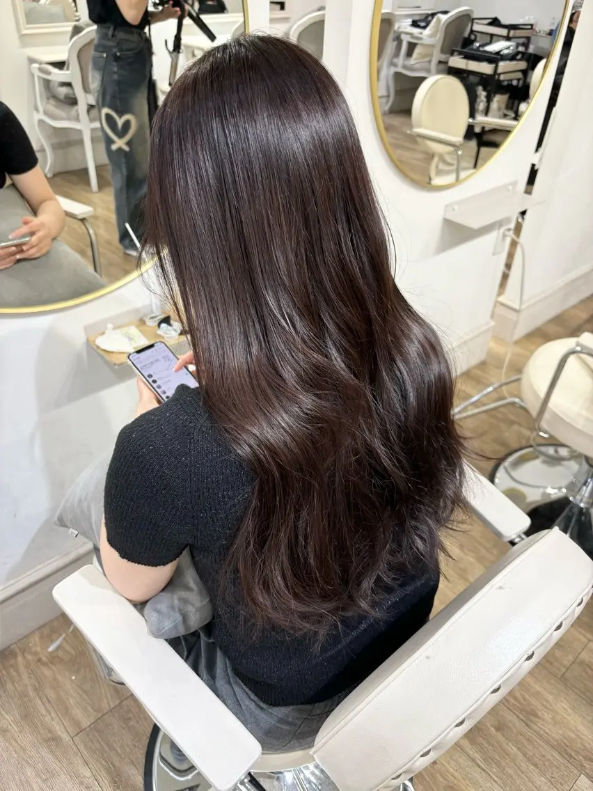 ロング カラー ベージュカラー ブリーチ ブラウンカラー ハイトーンカラー イルミナカラー カット ヘアカラー Risa🐈⬛/ グレージュ/透明感のヘアスタイル