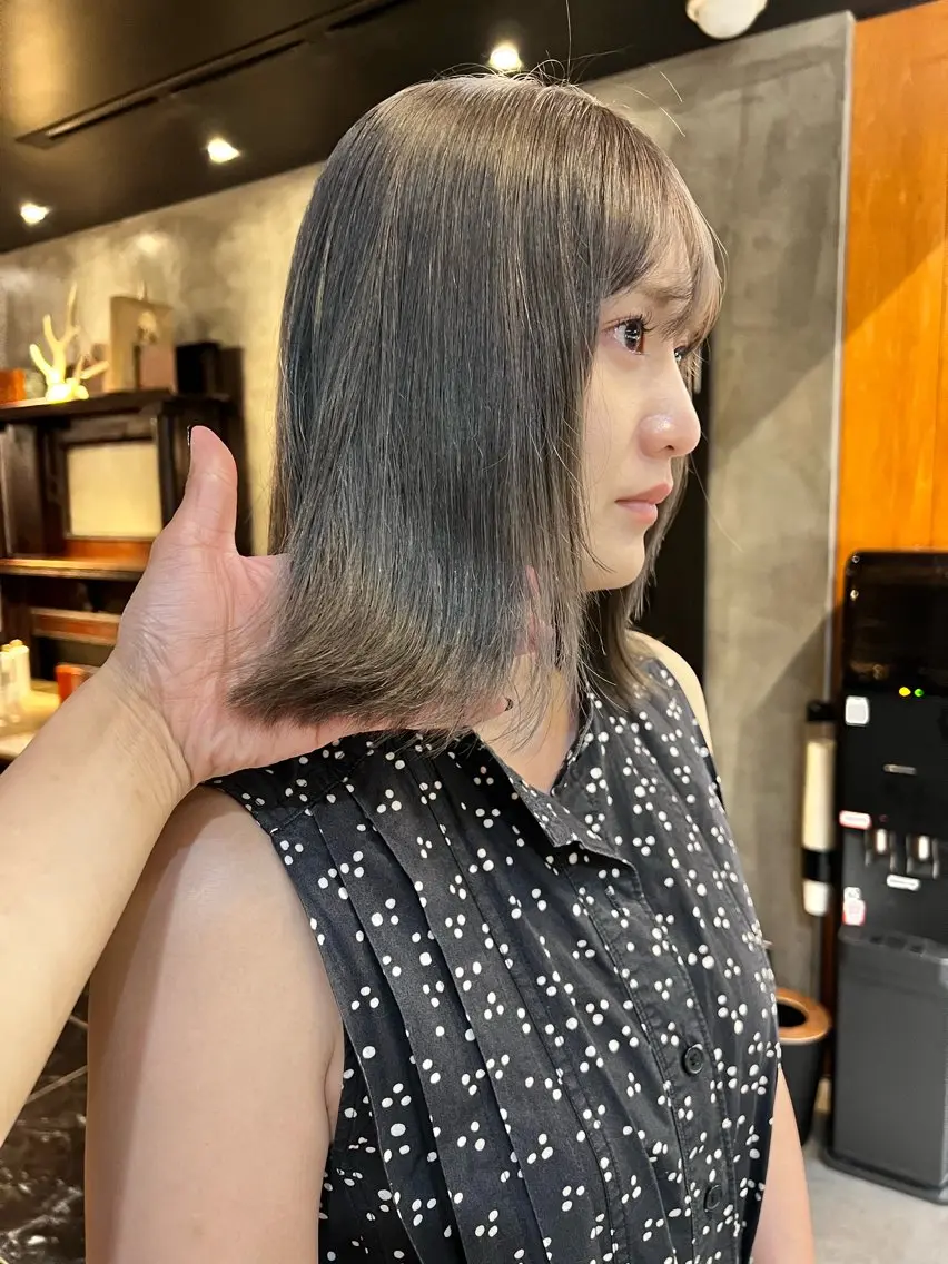 ミディアム カラー カット ヘアカラー 圧倒的デザイン力 店長🎨RENAのヘアスタイル