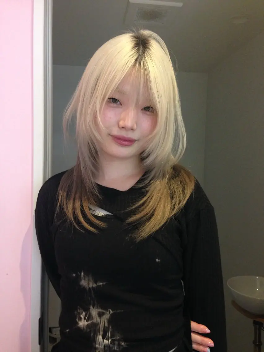セミロング ヘアカラー カラーモデル募集中 Rei🐈‍⬛/大宮のヘアスタイル