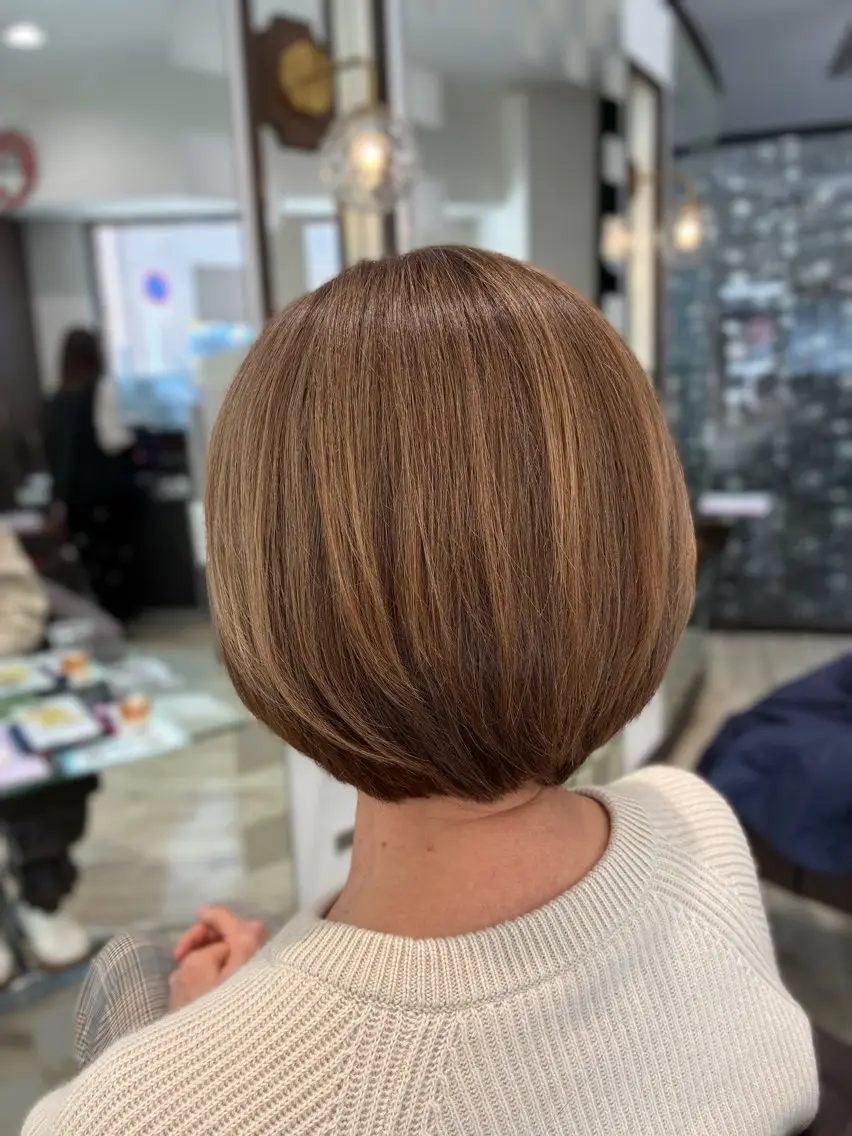ショート カラー ショートボブ ハイライトカラー ボブ ハイライト ショートヘア カット ヘアカラー トリートメント 南雲 美紗のヘアスタイル