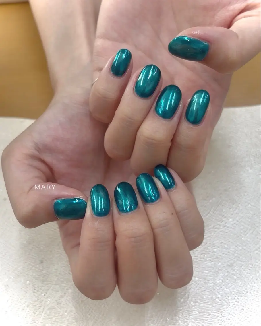ネイル ブルー ミラーネイル ワンカラーネイル シンプルネイル ハンドネイル Mary nail .narumiのネイルデザイン