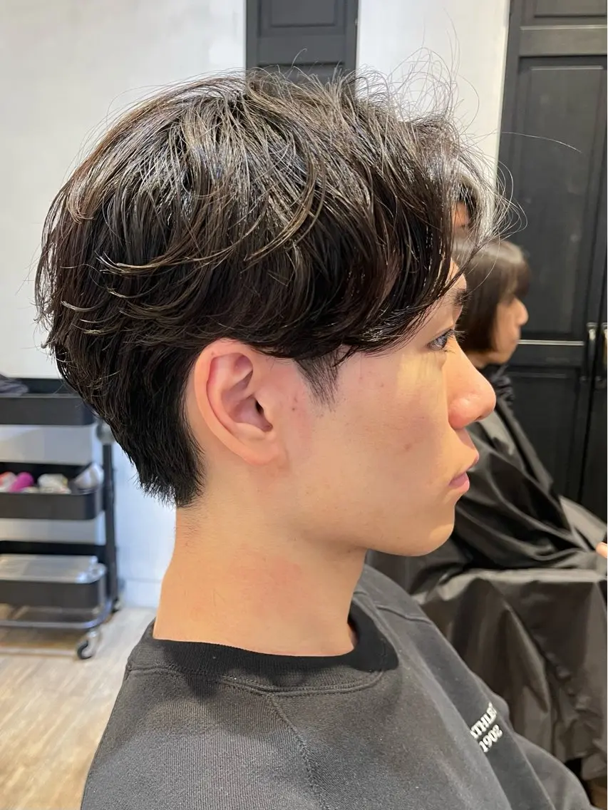 ショート パーマ メンズ ビジネス フェードカット メンズ韓国風 マッシュ メンズパーマ カット パーマ トリートメント ヘアセット メンズ専門 モテ清潔感パーマ特化のヘアスタイル