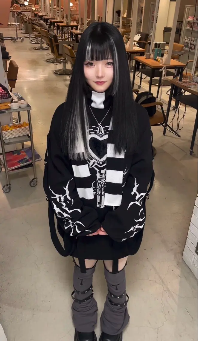 ロング エクステ エクステ 元地雷系美容師🫶 RYUSEI🐈⬛のヘアスタイル