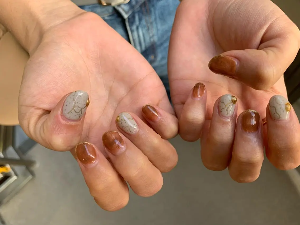 ネイル ニュアンスネイル マキノ ユイのネイルデザイン
