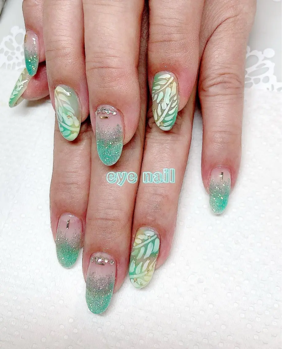 ネイル グリーン ラメ(グリッター) Eye nailのネイルデザイン