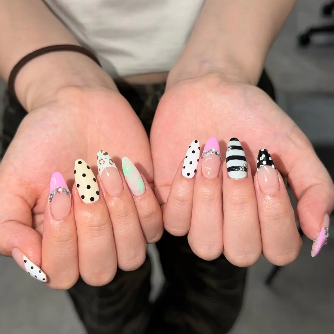 ネイル ハンドネイル cocoro🖤 y2k/個性派ネイルのネイルデザイン