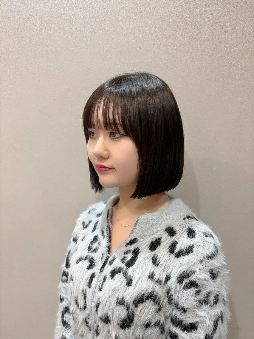 ショート カット 赤池 日菜子のヘアスタイル