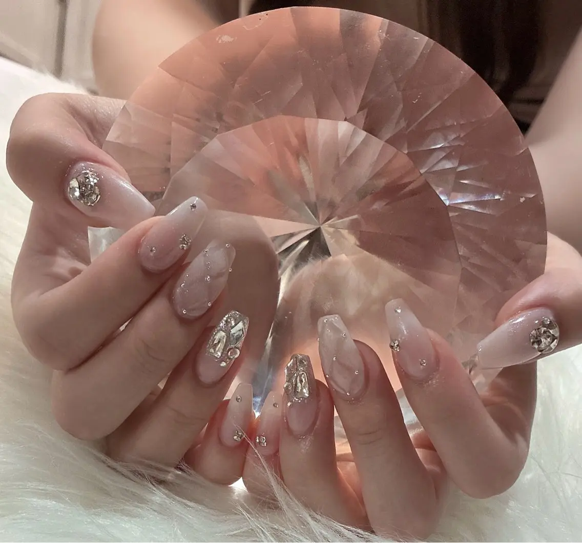 ネイル ハンドネイル LoaChaton kaeのネイルデザイン
