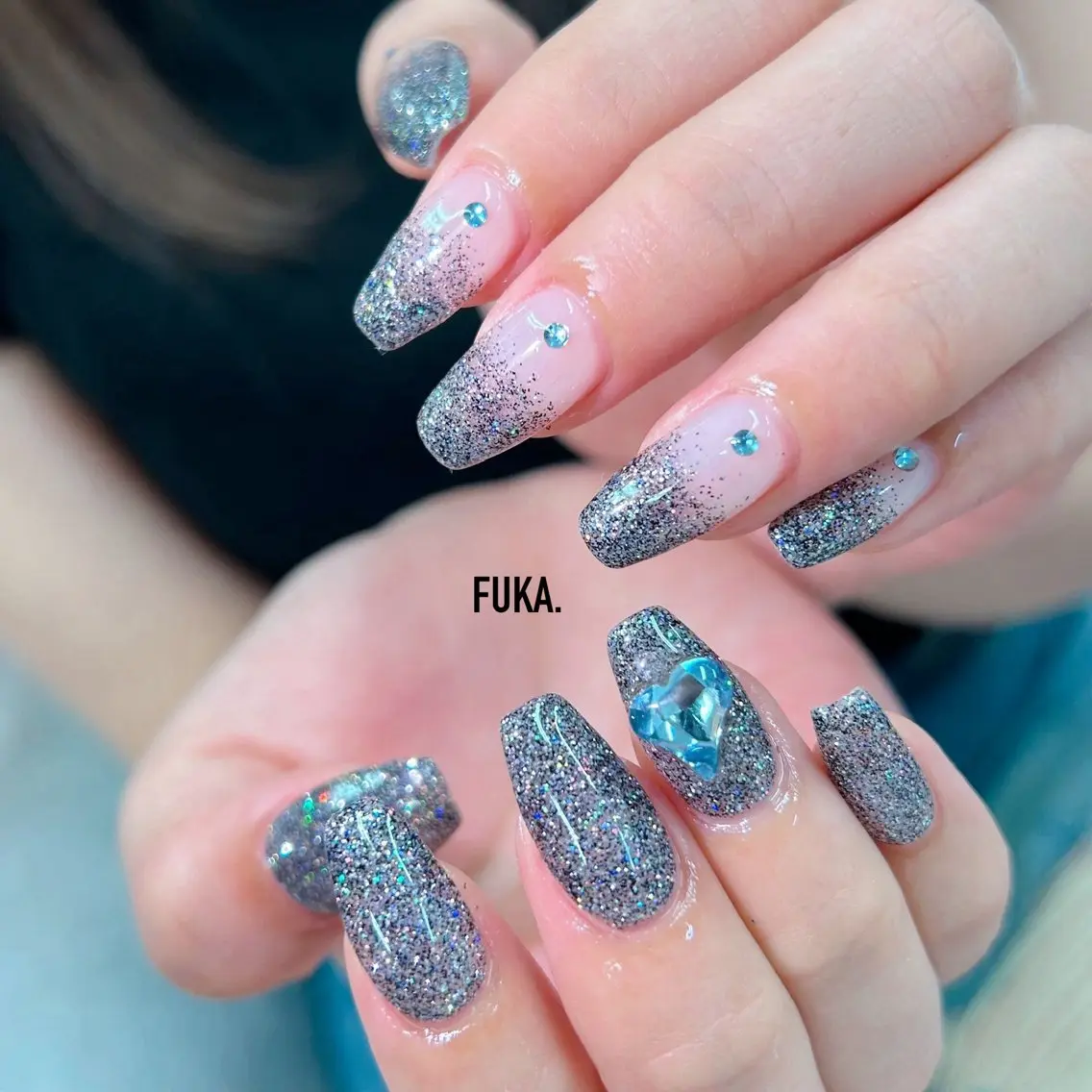 ネイル フラッシュネイル グラデーション キラキラネイル ラメ(グリッター) ラメグラデーション ハンドネイル Nail♡Fuka. /6月予約受付中のネイルデザイン