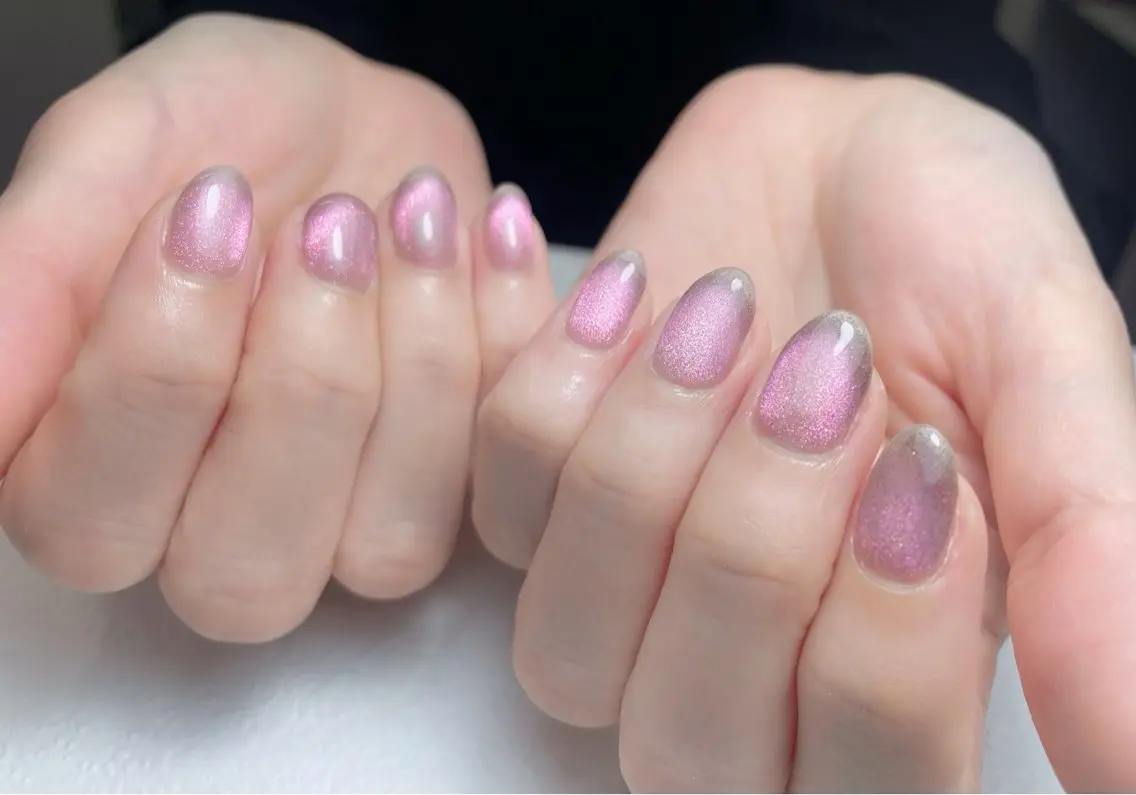 ネイル チークネイル フレンチネイル ジェルネイル ラメ(グリッター) ラメグラデーション MEO NAIL 中野 研修ネイリストのネイルデザイン
