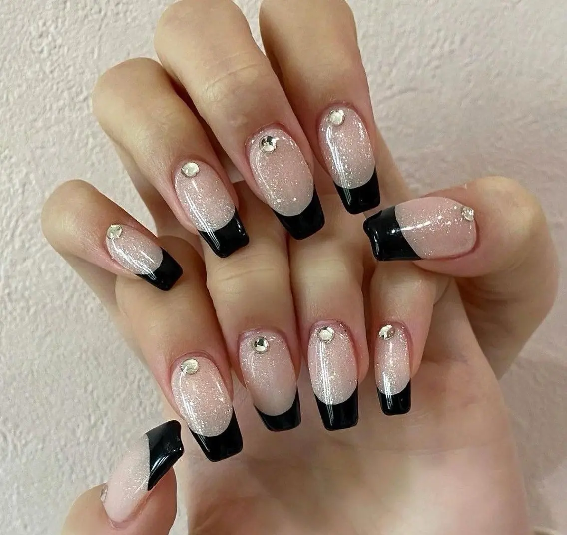 ネイル アートネイル グラデーション キラキラネイル ニュアンスネイル オフィスネイル Jenn Nail Salonのネイルデザイン