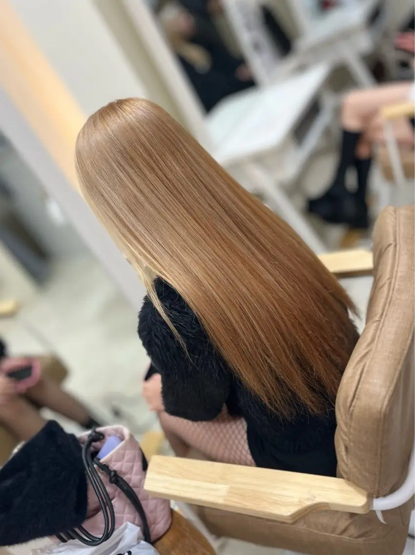 ロング カラー バレイヤージュ ベージュカラー ブリーチ デザインカラー ハイライトカラー ヘアカラー トリートメント ミルクティー量産💙 💙ブリーチ特化💙のヘアスタイル