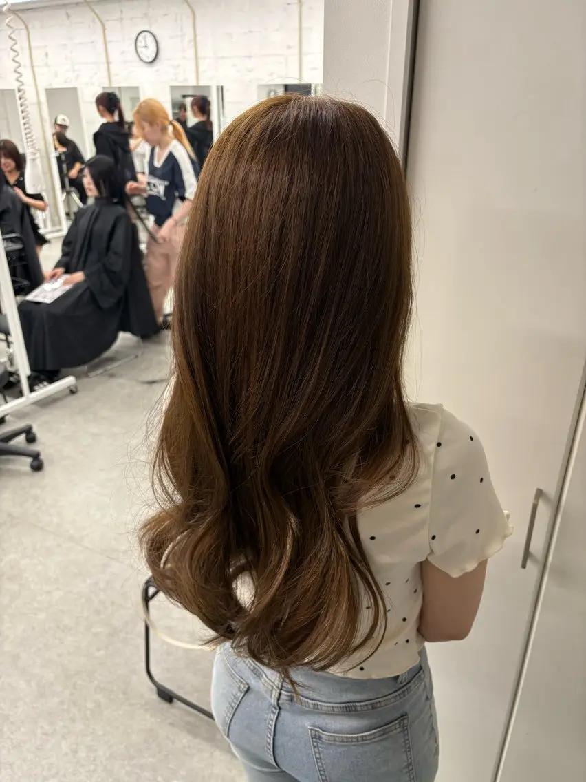 カラー 透明感カラー🫧 EMAのヘアスタイル